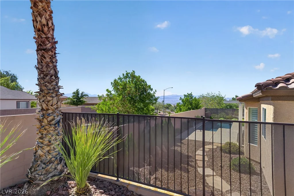 2389 Black River Falls, Henderson, NV 89044