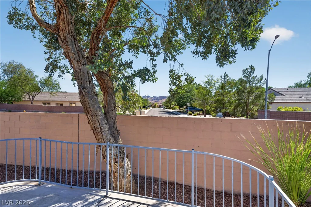 2389 Black River Falls, Henderson, NV 89044