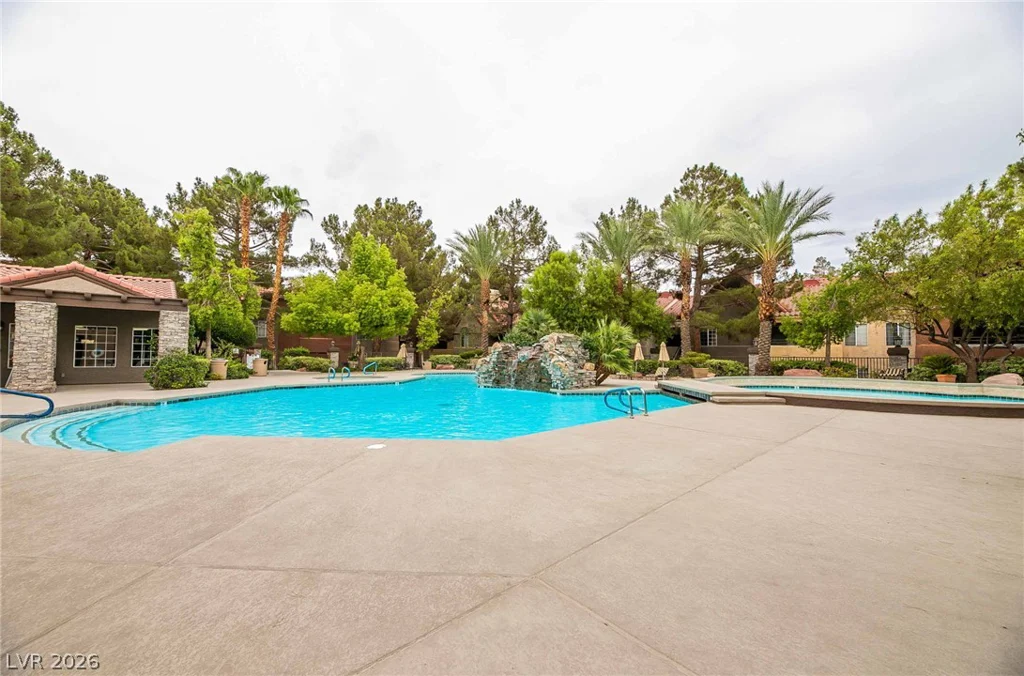 2200 Fort Apache, Las Vegas, NV 89117