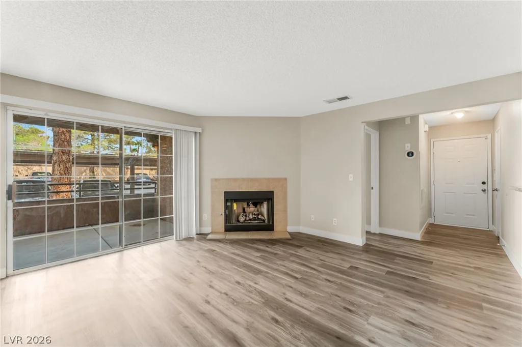 2200 Fort Apache, Las Vegas, NV 89117