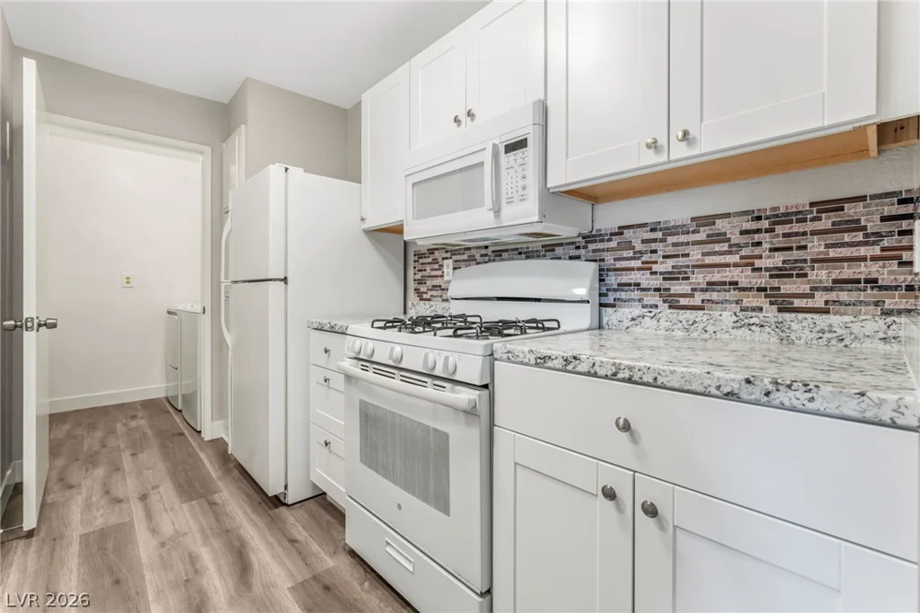 2200 Fort Apache, Las Vegas, NV 89117
