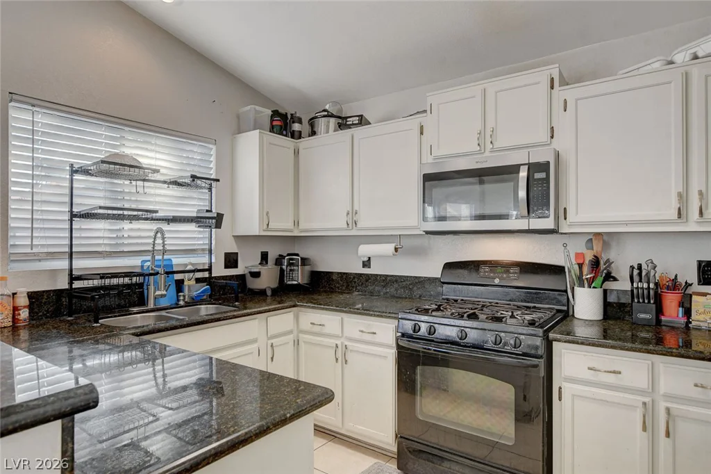 8113 Hercules, Las Vegas, NV 89128