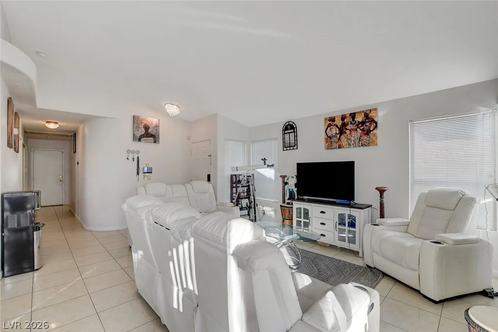 8113 Hercules, Las Vegas, NV 89128