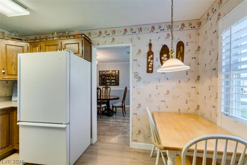 661 Burton, Henderson, NV 89015