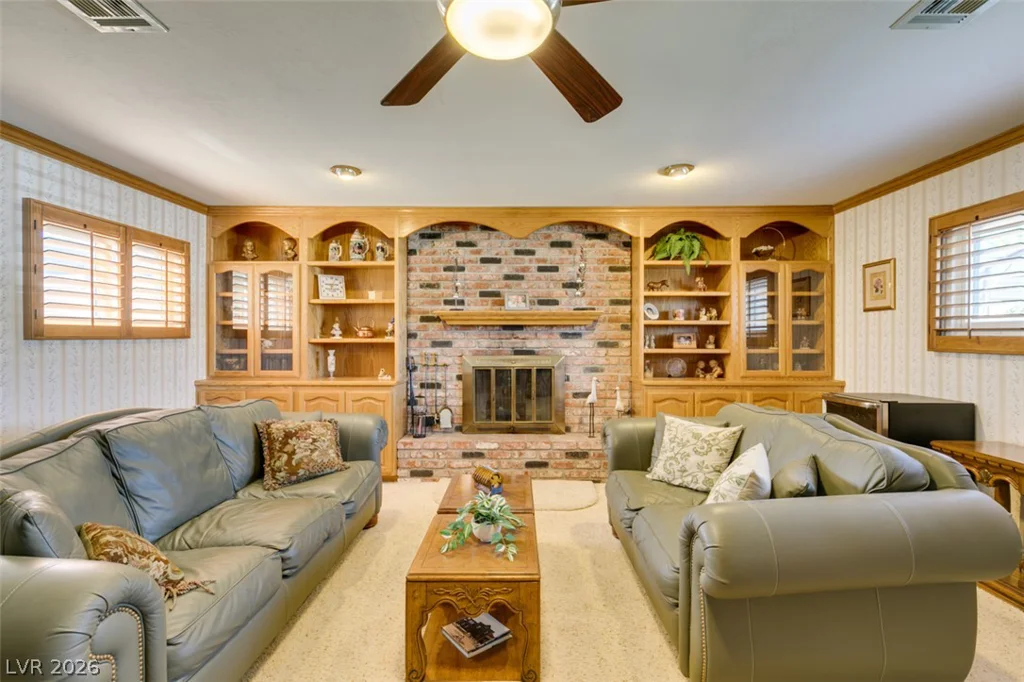 661 Burton, Henderson, NV 89015