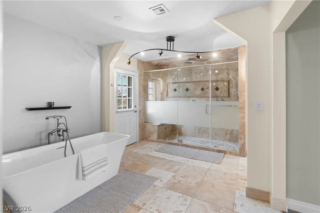 18 Hummingbird, Henderson, NV 89014