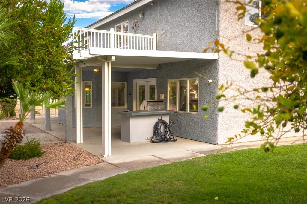 18 Hummingbird, Henderson, NV 89014