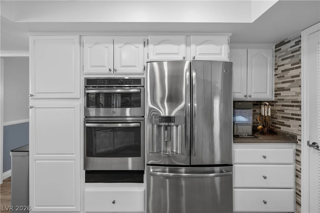 18 Hummingbird, Henderson, NV 89014