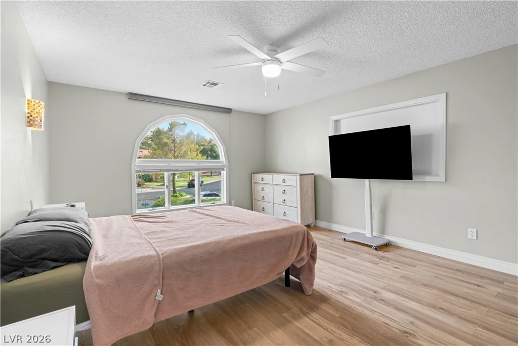 18 Hummingbird, Henderson, NV 89014