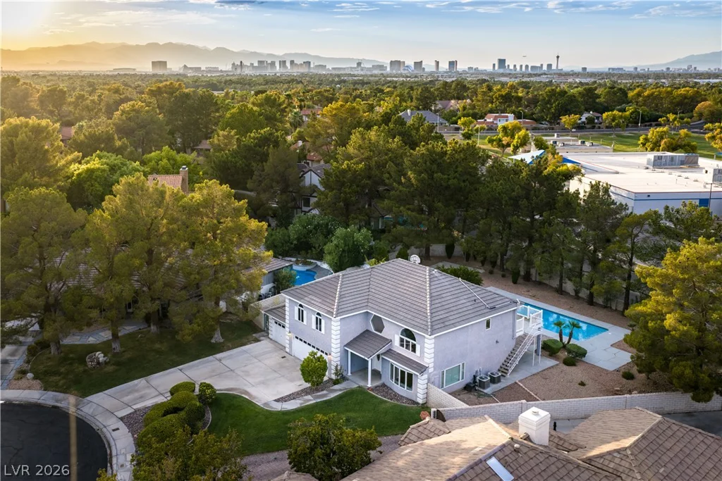 18 Hummingbird, Henderson, NV 89014