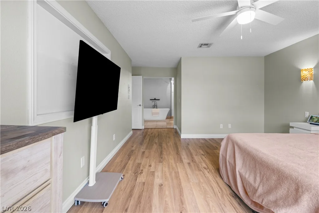 18 Hummingbird, Henderson, NV 89014