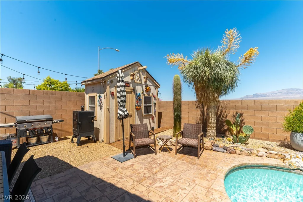 8920 Mannix, Las Vegas, NV 89143