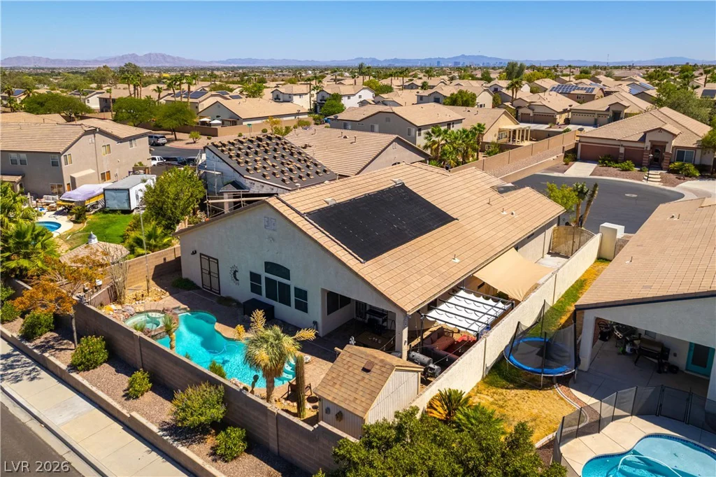 8920 Mannix, Las Vegas, NV 89143