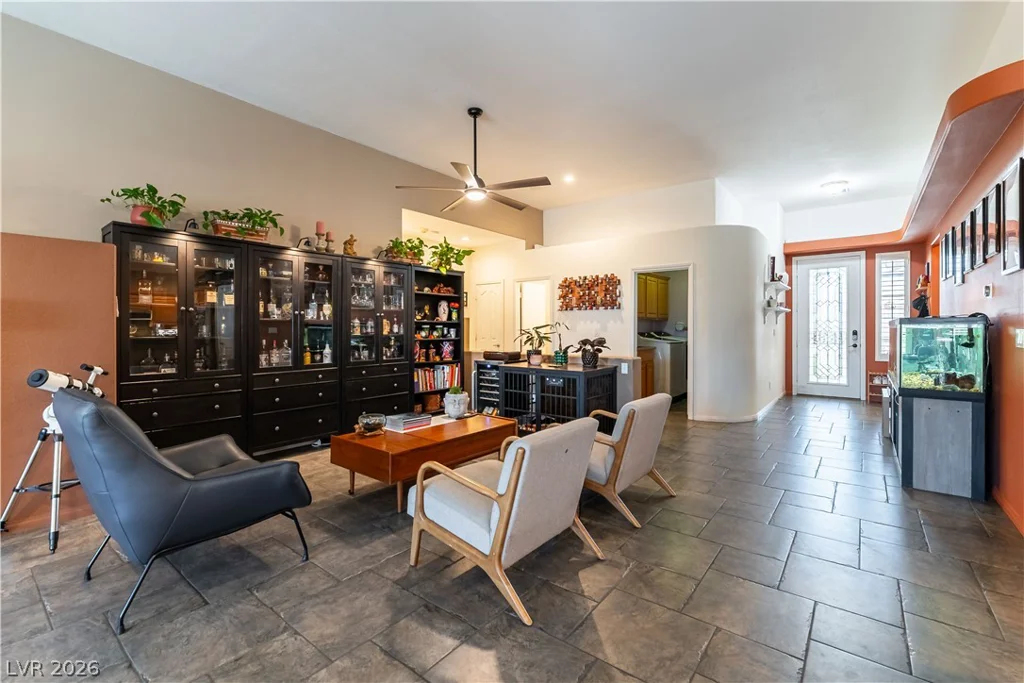 8920 Mannix, Las Vegas, NV 89143