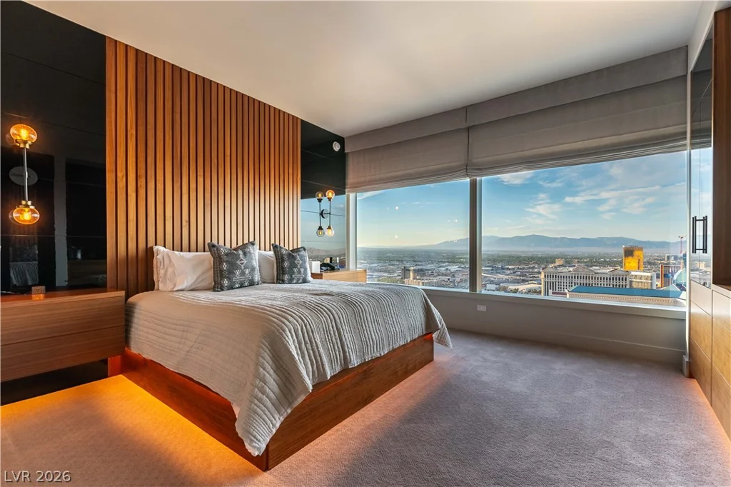 2600 Harmon, Las Vegas, NV 89158