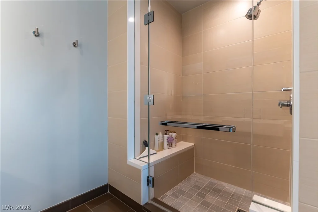 2600 Harmon, Las Vegas, NV 89158