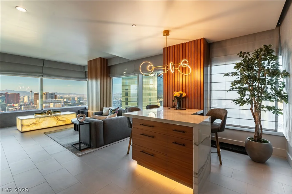 2600 Harmon, Las Vegas, NV 89158
