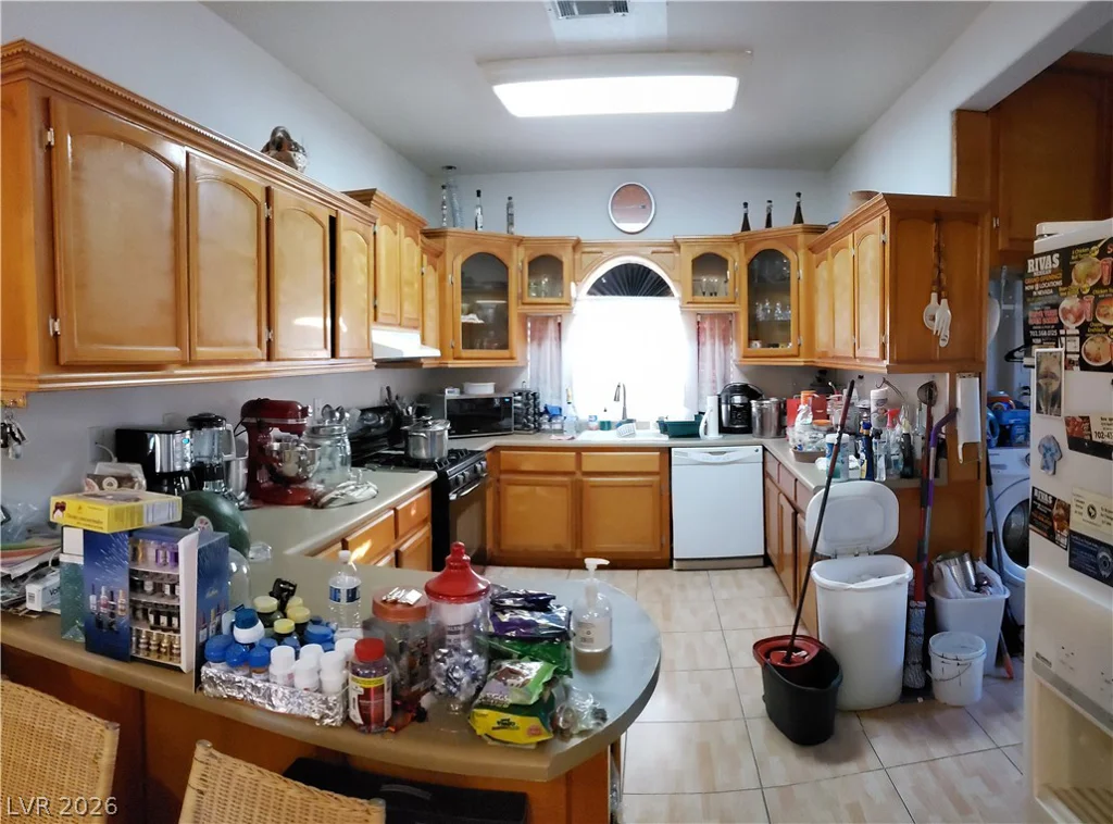 1933 Bearden, Henderson, NV 89011