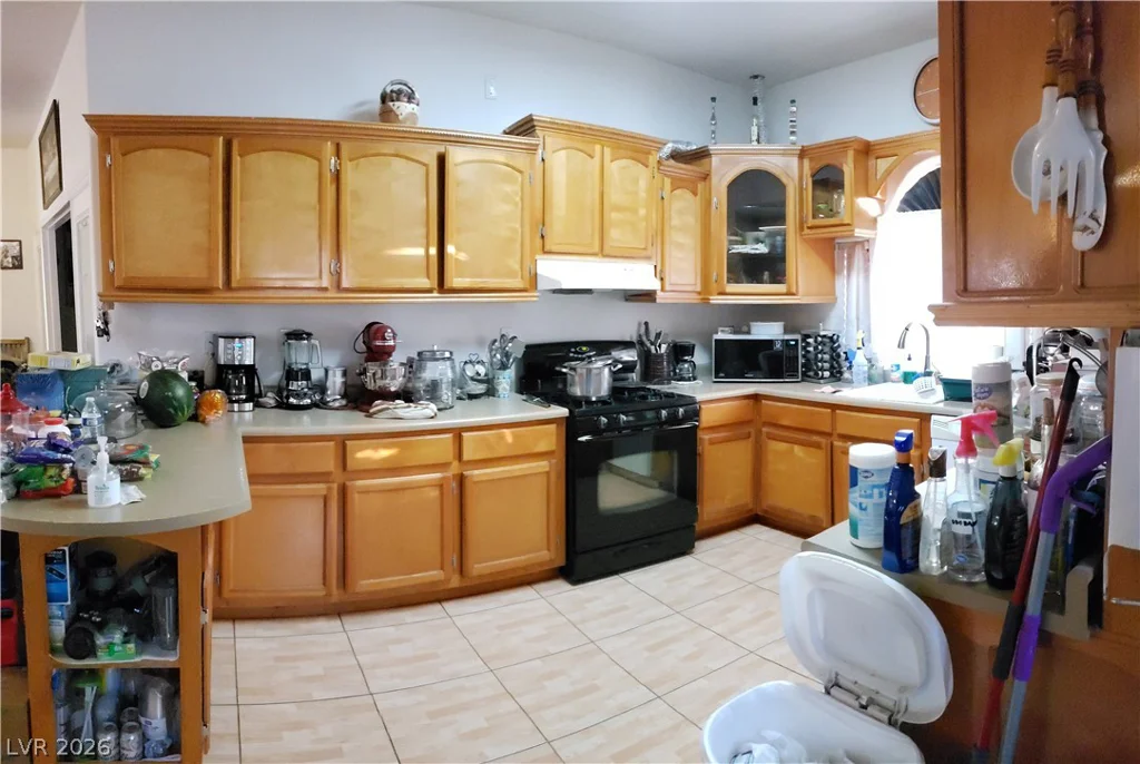 1933 Bearden, Henderson, NV 89011