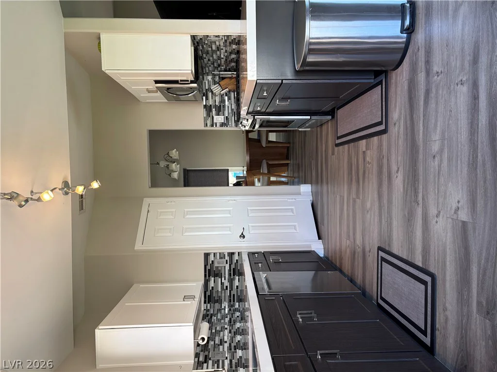 470 Palegold, Henderson, NV 89012