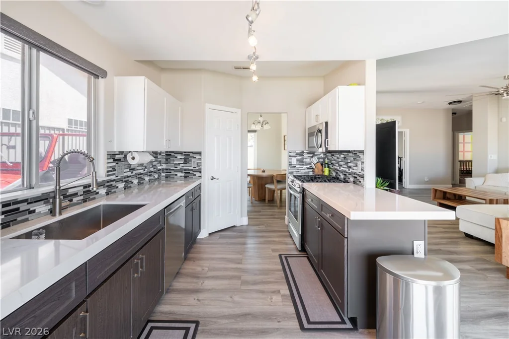 470 Palegold, Henderson, NV 89012