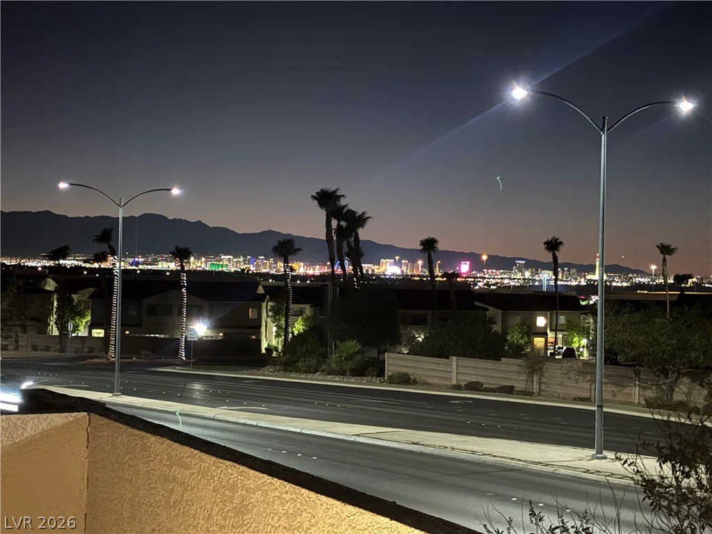 470 Palegold, Henderson, NV 89012