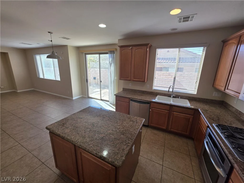 11837 Calle De Sol, Las Vegas, NV 89138