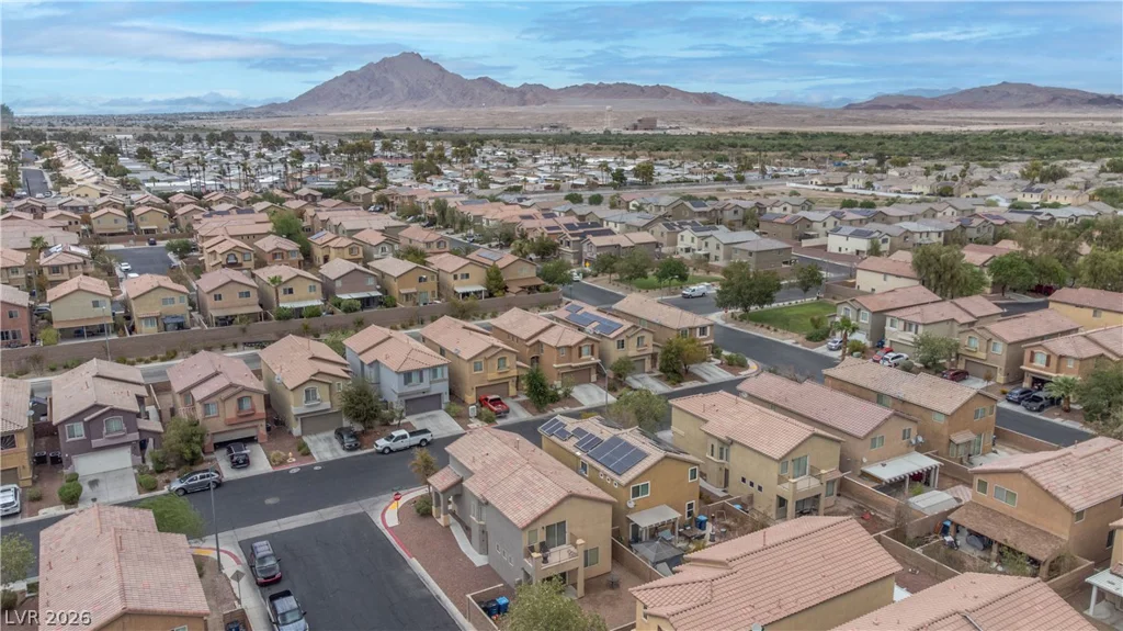 6403 Foxlyn, Las Vegas, NV 89122