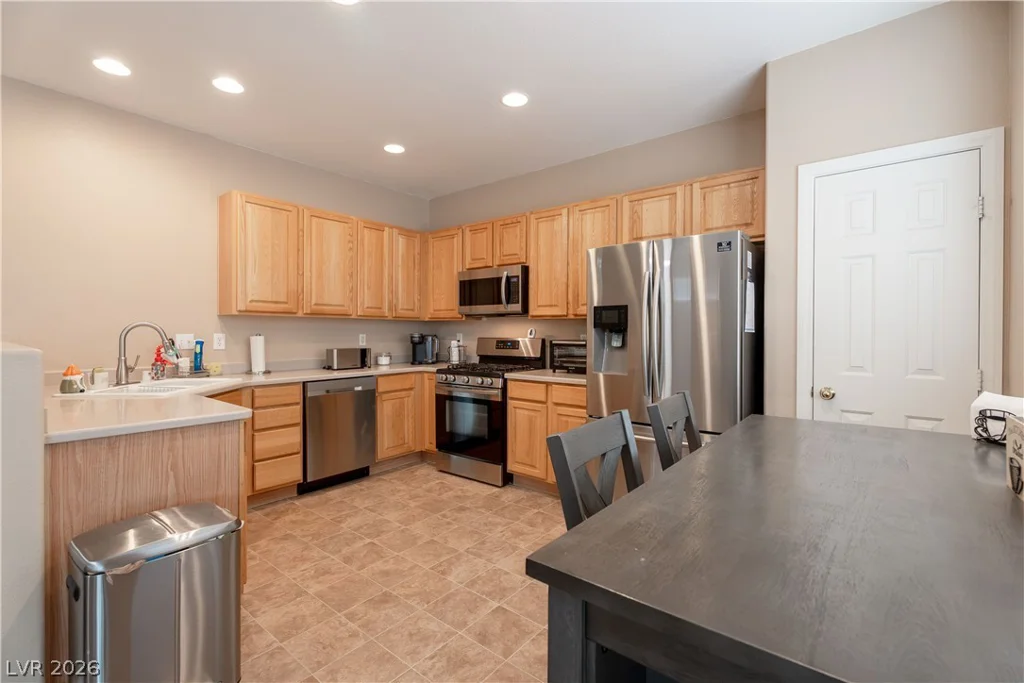 6403 Foxlyn, Las Vegas, NV 89122