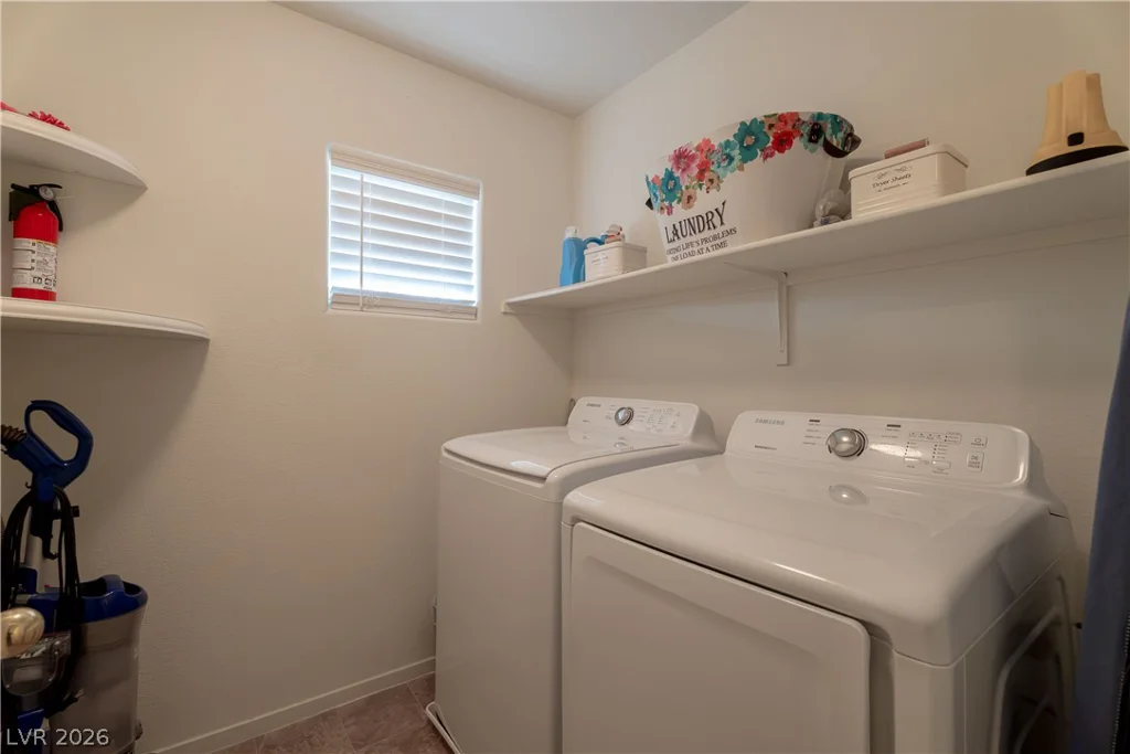 6403 Foxlyn, Las Vegas, NV 89122