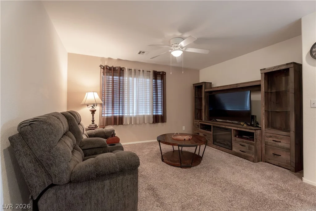 6403 Foxlyn, Las Vegas, NV 89122