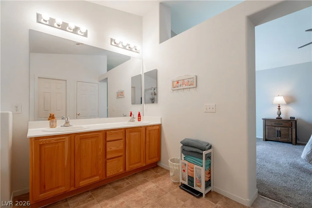 6403 Foxlyn, Las Vegas, NV 89122