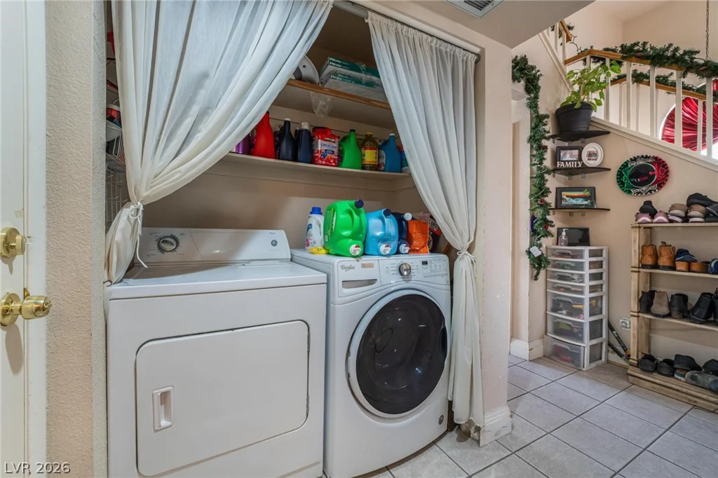 1750 Walingwood, North Las Vegas, NV 89031