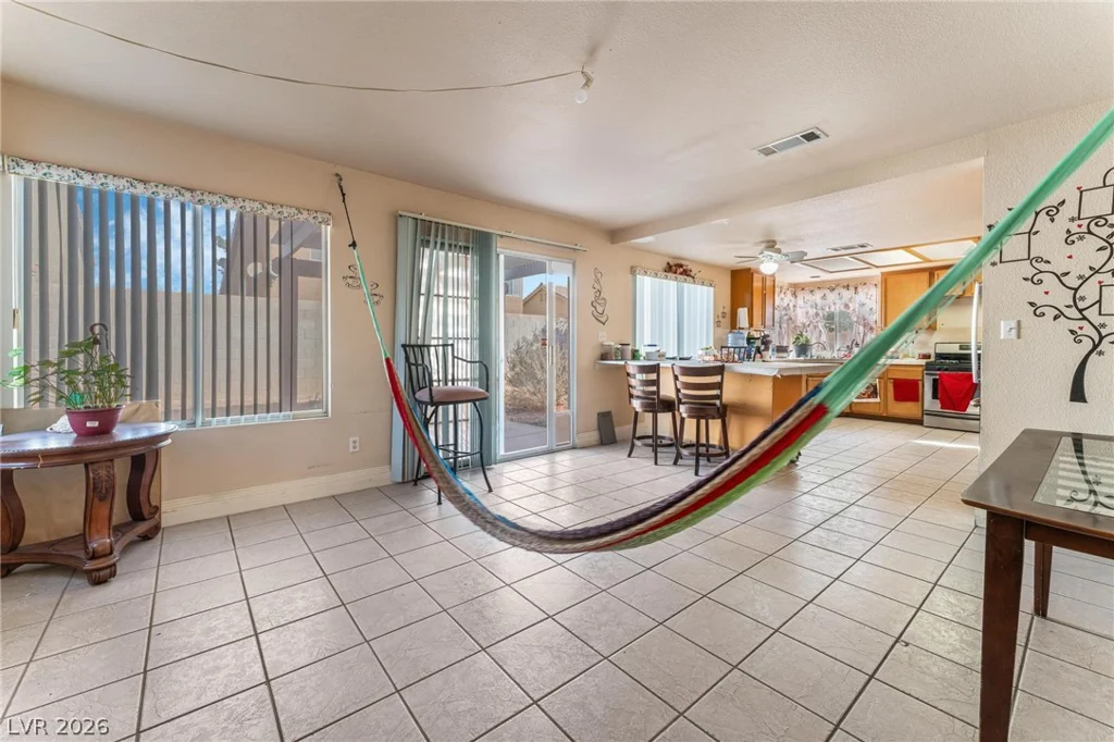 1750 Walingwood, North Las Vegas, NV 89031