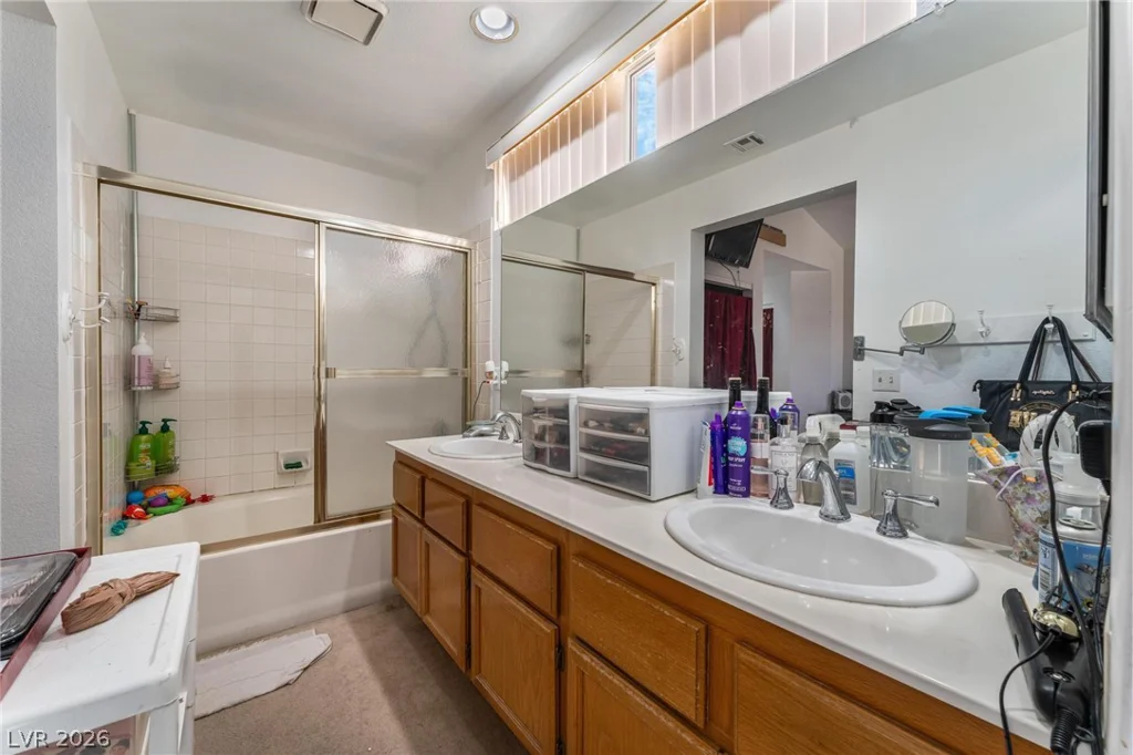 1750 Walingwood, North Las Vegas, NV 89031