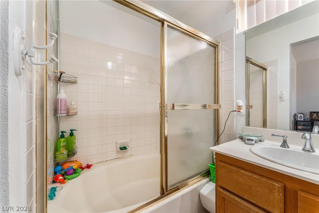 1750 Walingwood, North Las Vegas, NV 89031