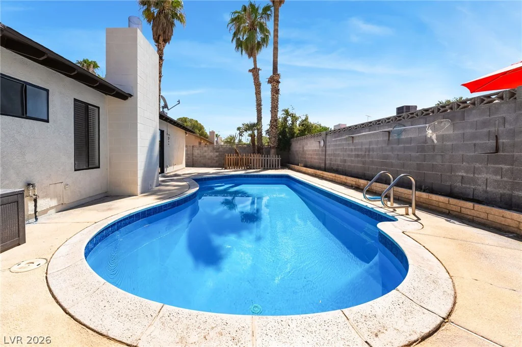3155 Rochelle, Las Vegas, NV 89121