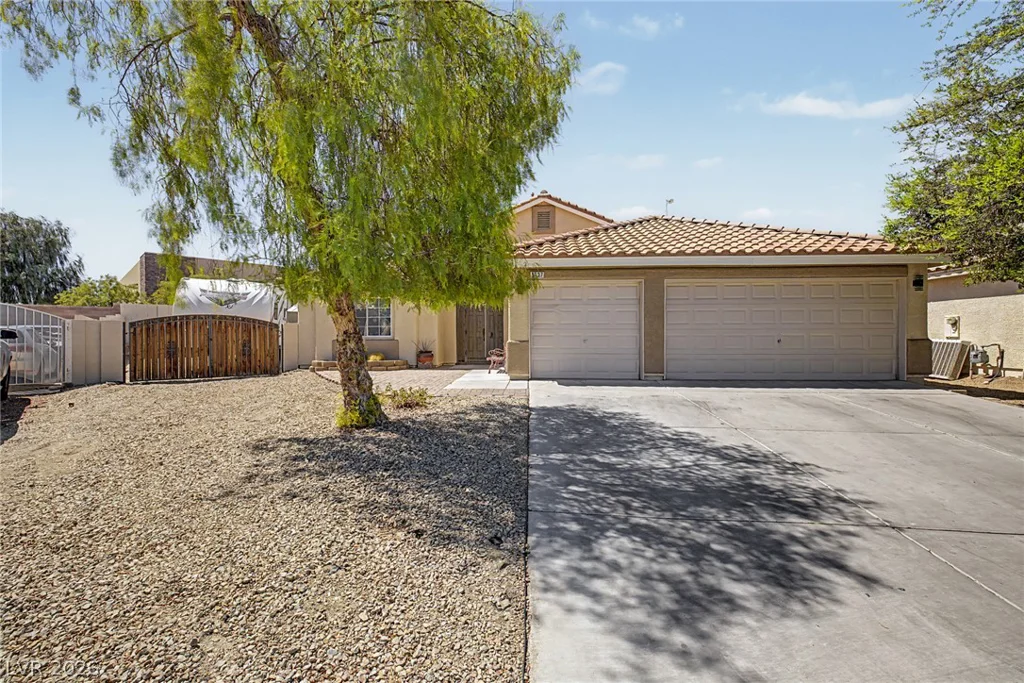 5137 Pebble Rim, North Las Vegas, NV 89081