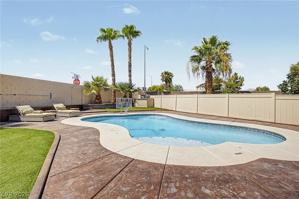 5137 Pebble Rim, North Las Vegas, NV 89081