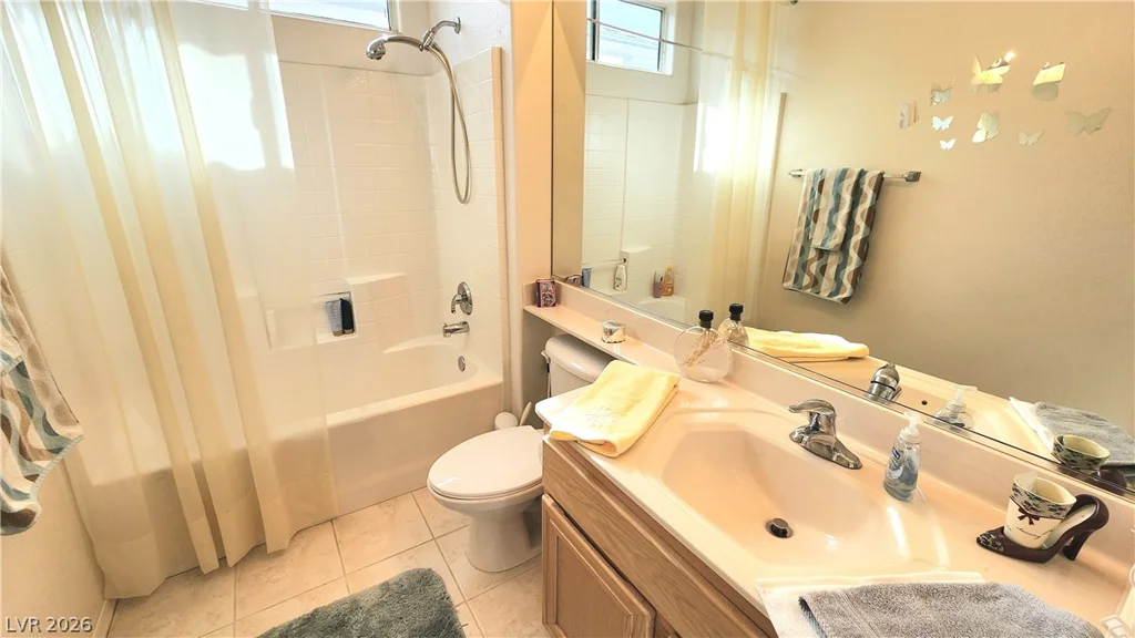 2077 Wildwood Lake, Henderson, NV 89052