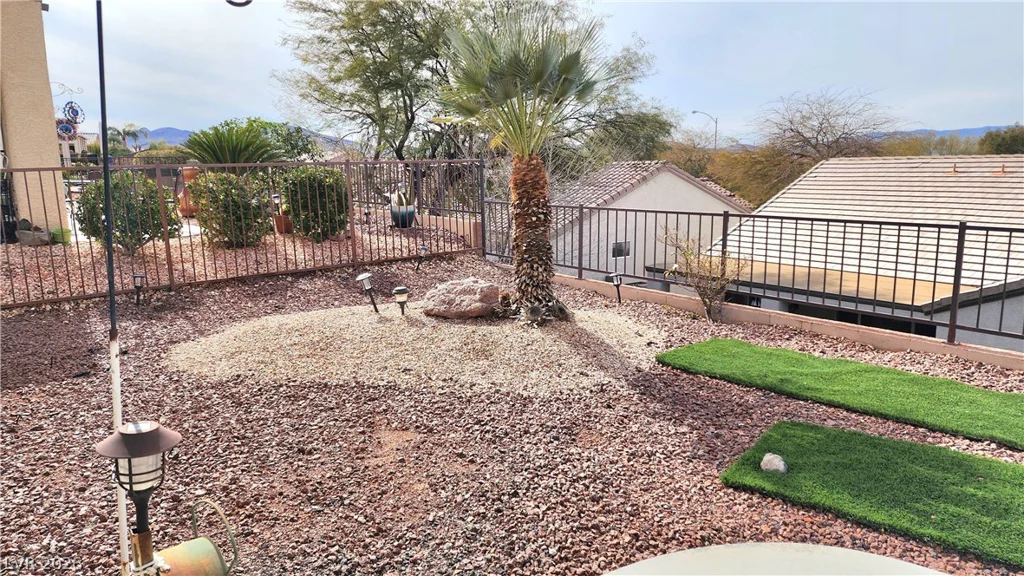 2077 Wildwood Lake, Henderson, NV 89052