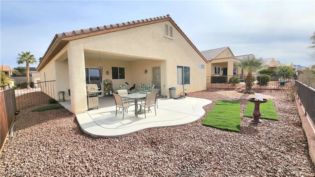 2077 Wildwood Lake, Henderson, NV 89052