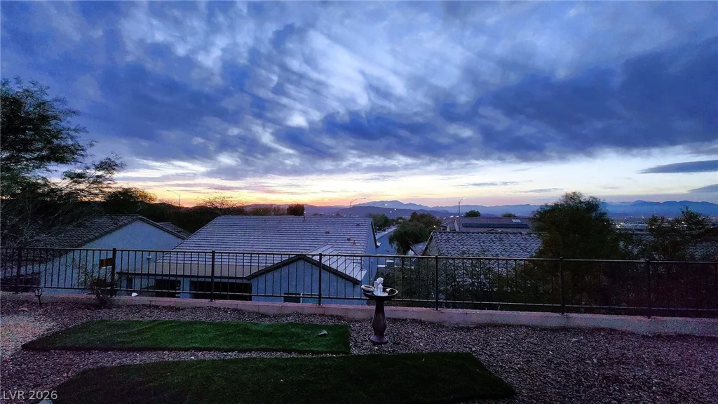 2077 Wildwood Lake, Henderson, NV 89052