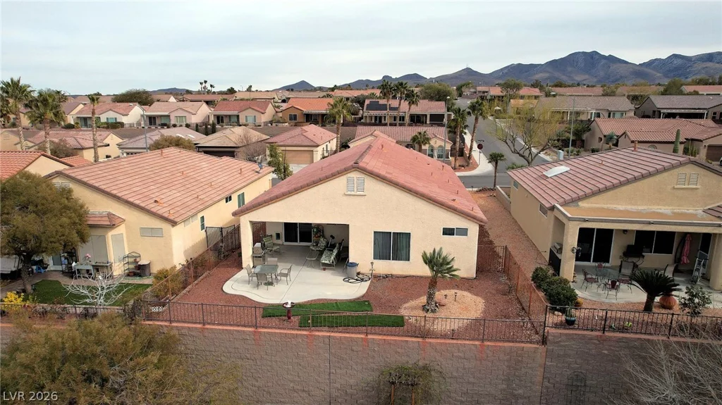 2077 Wildwood Lake, Henderson, NV 89052