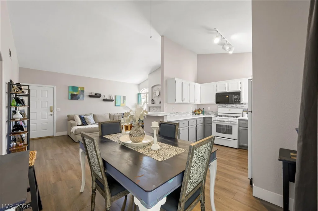1830 Buffalo, Las Vegas, NV 89128