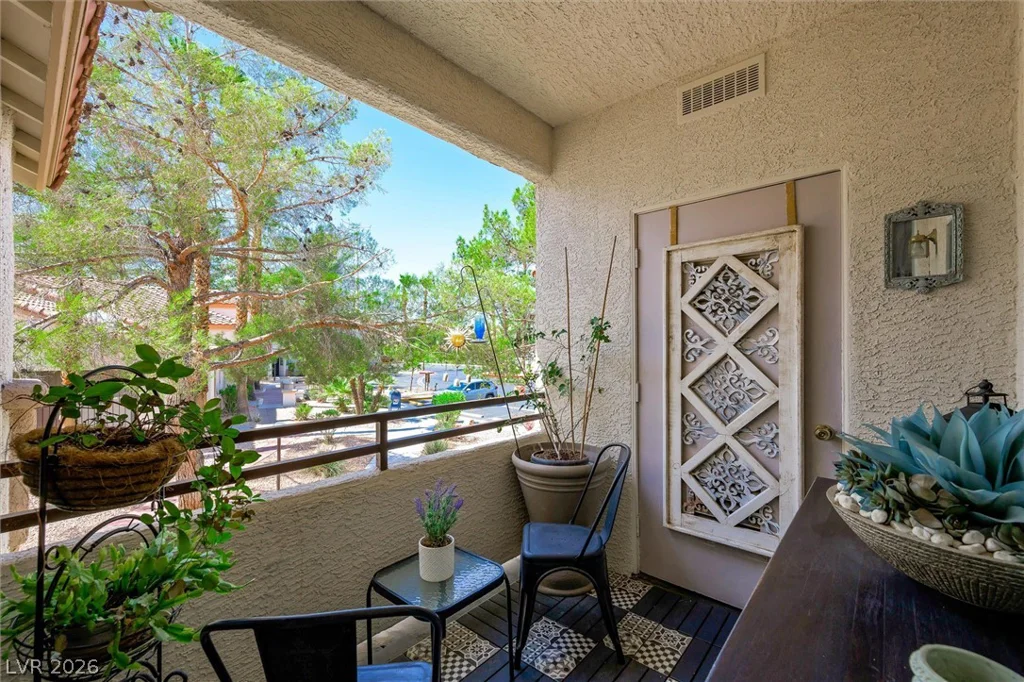 1830 Buffalo, Las Vegas, NV 89128