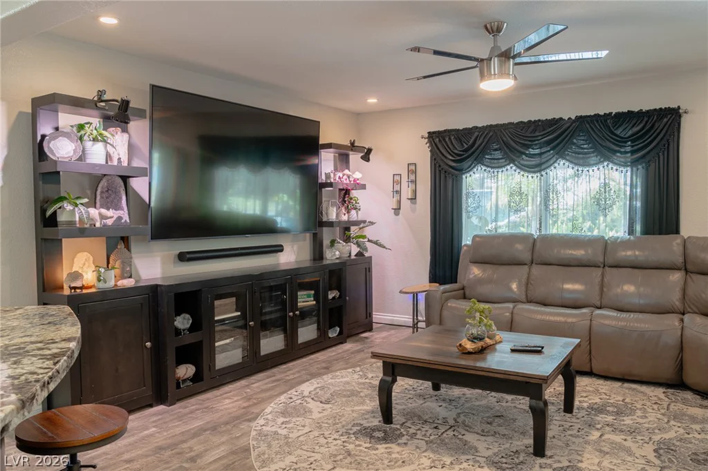2925 Thurman, Las Vegas, NV 89120