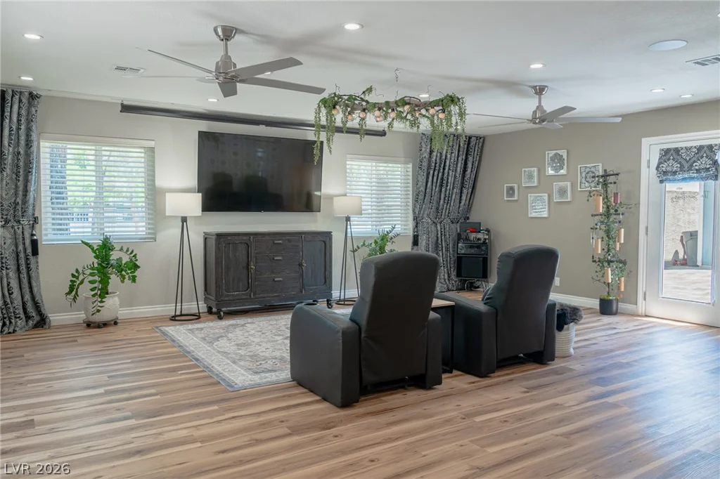2925 Thurman, Las Vegas, NV 89120