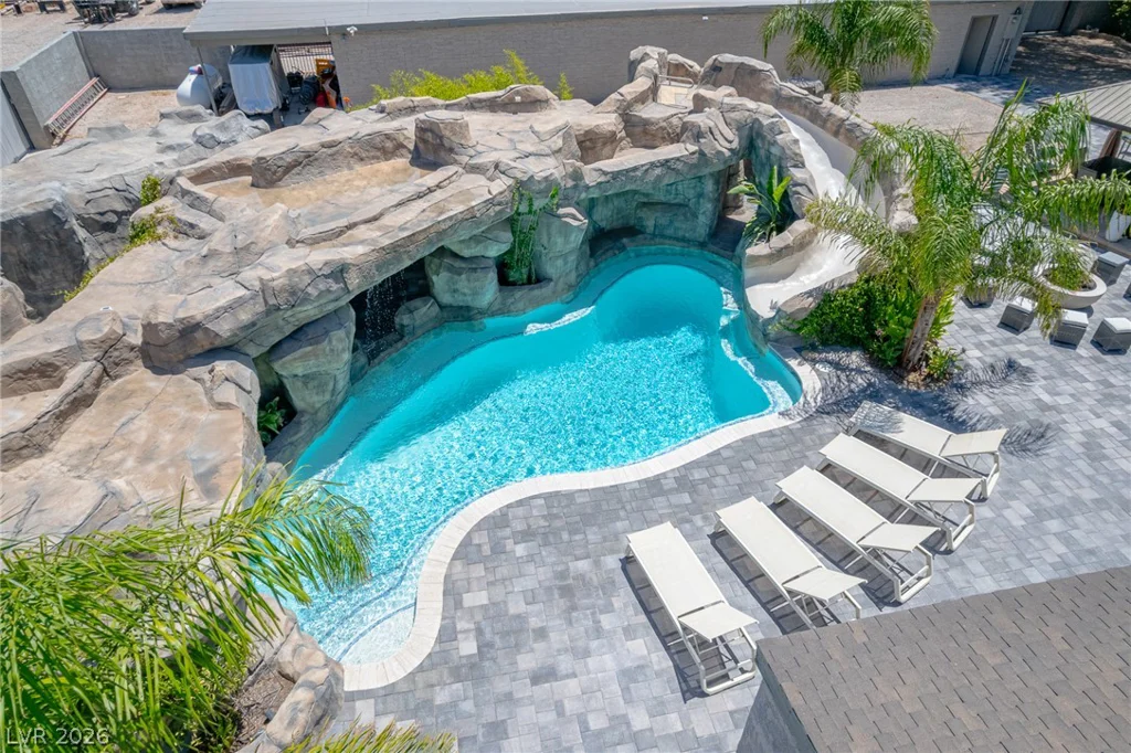2925 Thurman, Las Vegas, NV 89120