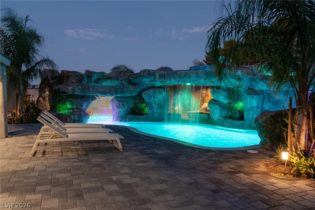 2925 Thurman, Las Vegas, NV 89120